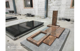 Monument GPG en Indian Dark et Juparana Indian Pink