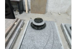 Monument GPG 408 en Granit Jasmine White et Noir Fin