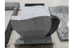 Monument GPG 249 en Granit Jasmine white et noir fin